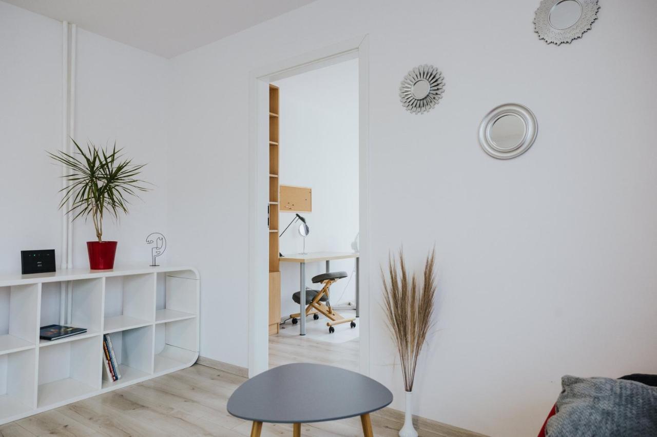 Apartament 29L Διαμέρισμα Krasków Εξωτερικό φωτογραφία